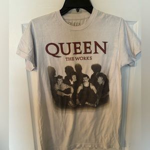 Queen, the Works tee shirt small